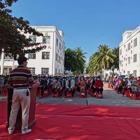 “双减”家长会剪影