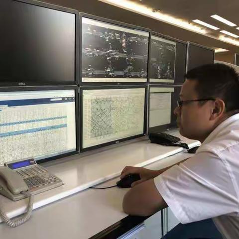 “齐心协力、共创新绩”