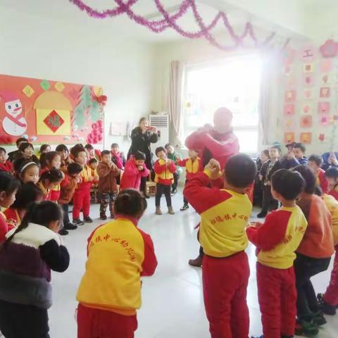 归德中心幼儿园中三班——欢歌笑语庆元旦迎新年