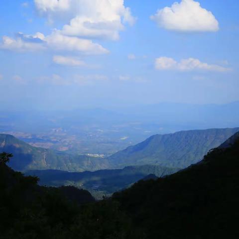 峨嵋峰秋色