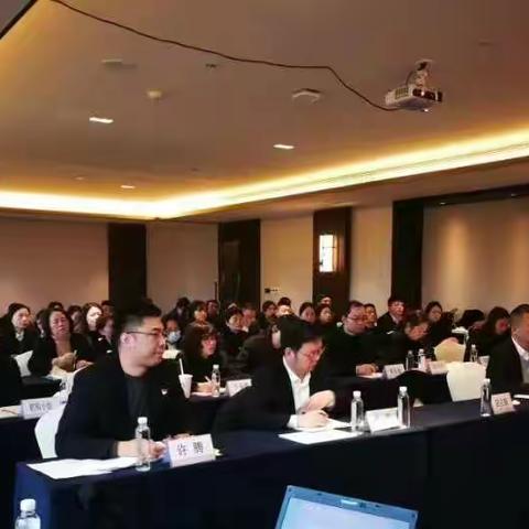 湖州长兴支行开展《员工异常行为网格化智能化排查办法（2022年版）》学习