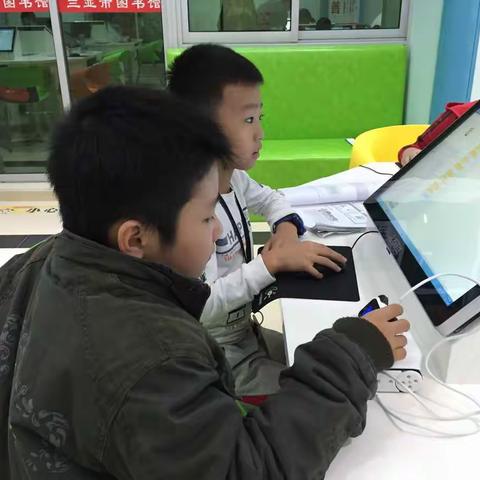 三亚市图书馆少儿公益培训班12月班正式开班