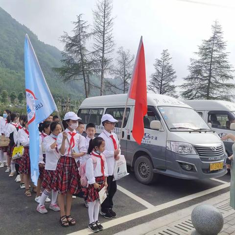 走进禾茂新村，我与家乡共成长——芦山县芦阳第三小学科普实践活动