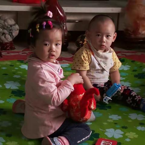 关爱孙子，外孙