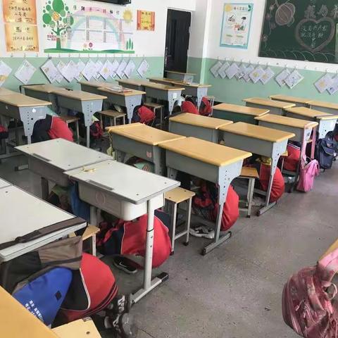 平顺县阳光小学防震减灾应急演练