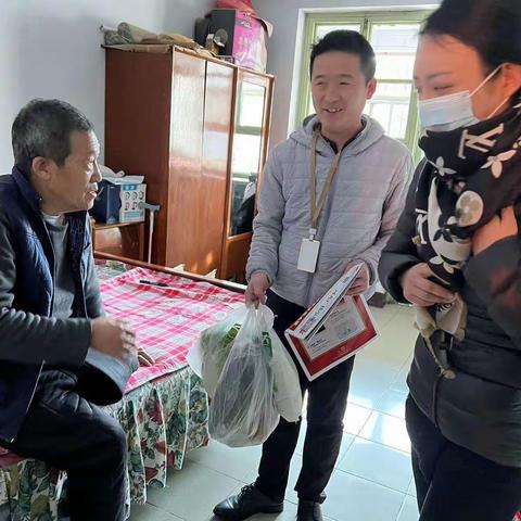 “我为群众办实事”--向阳北社区开展元宵节走访慰问活动
