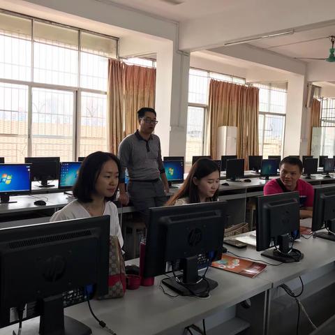 2019年秋季学期振兴学区信息技术科教师教研活动记录