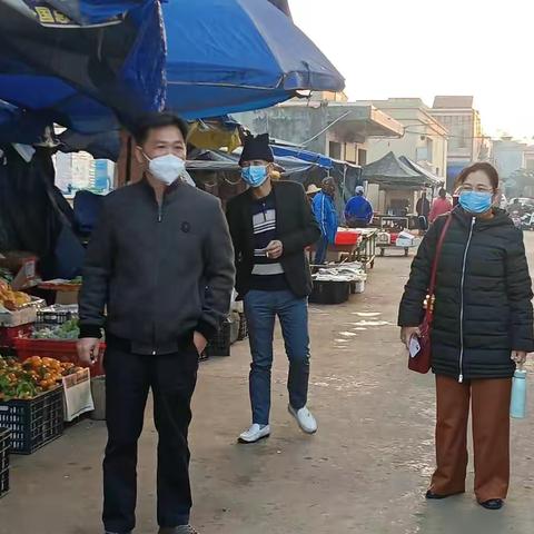 临高县农贸市场服务中心开展节后农贸市场专项整治行动