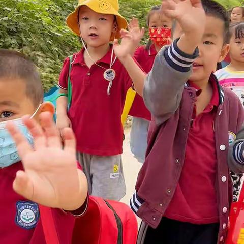 欢乐在中秋，情浓意更浓———走进自然♥️芳草地幼儿园