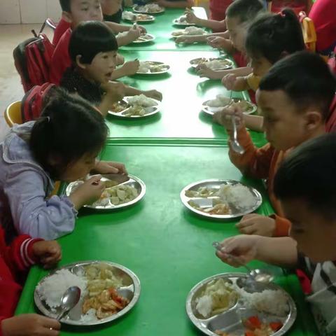 海燕幼儿园大（二）班