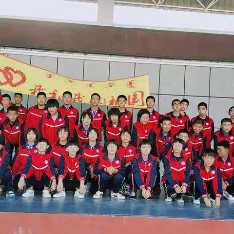 你现在走的每一步，都是为将来在铺路