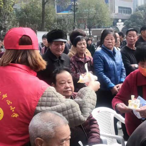 鉴江中心幼儿园我们的节日•拗九节——﻿“浓浓拗九节，深深感恩情”