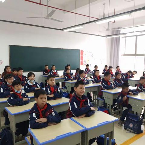 义乌市西城小学消防演练502班纪实