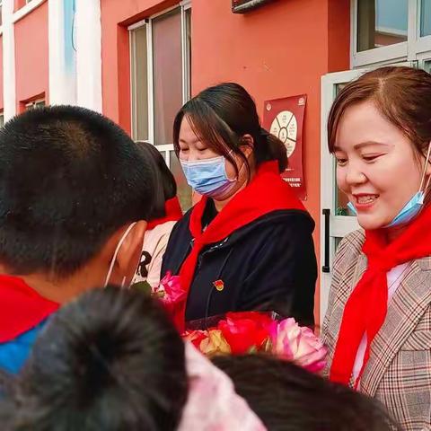 “喜迎二十大，童心向未来”萨镇切特萨尔布拉克小学四年级成长礼