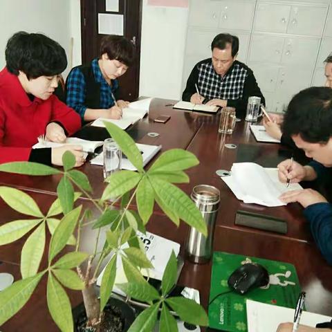 临漳县编办多种形式持续学习党的十九大精神