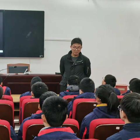 初二学生会，凝聚大智慧！