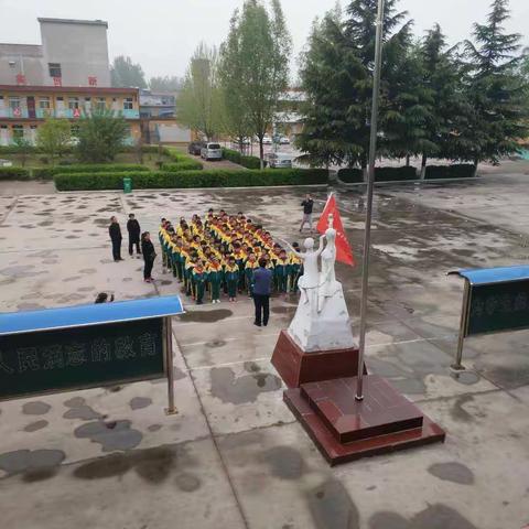 曲亭小学清明紫岸烈士陵园扫墓活动纪实！