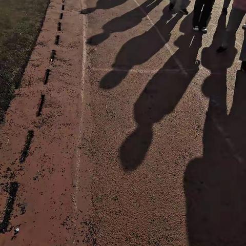 因为爱，所以爱——他们为了谁！ 初三七班孩子们自己写的，武汉加油，中国加油