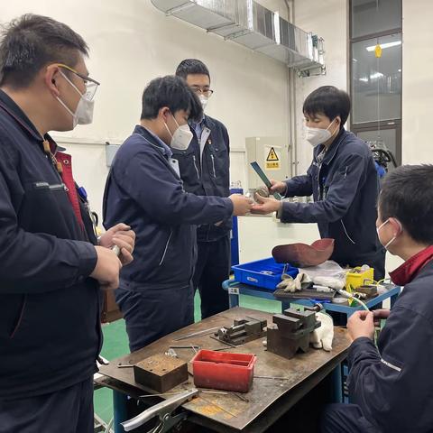 “疫”线显担当      驻守兴华园