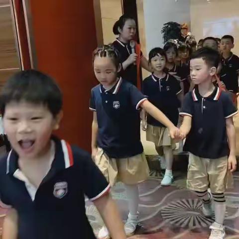 【毕业典礼】幼儿园，再见——田禾米幼儿园大班毕业典礼