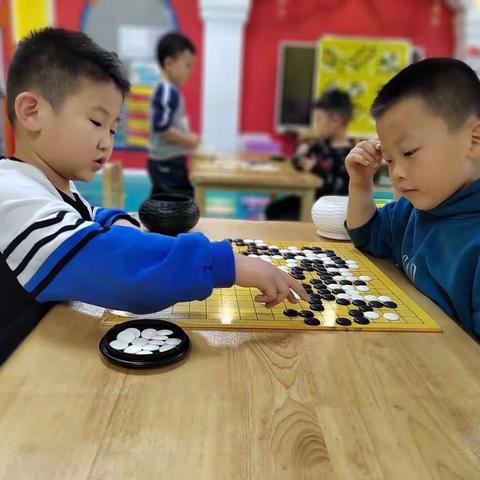 联邦幼儿园趣味活动（5）———围棋达人