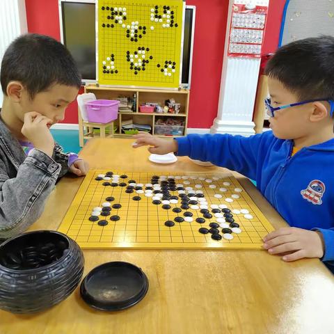 联邦幼儿园趣味活动（5）———围棋达人