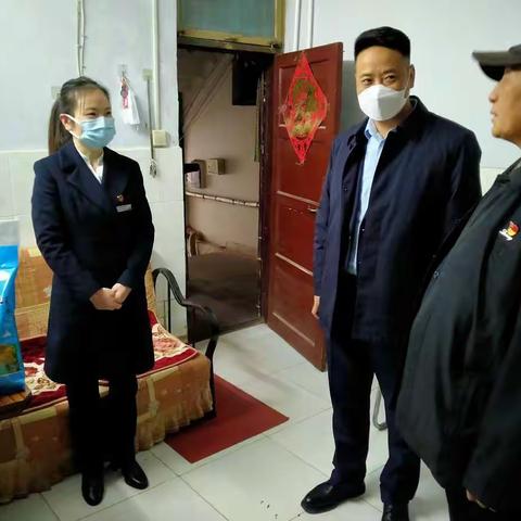 春节慰问送关怀，浓浓关爱暖人心