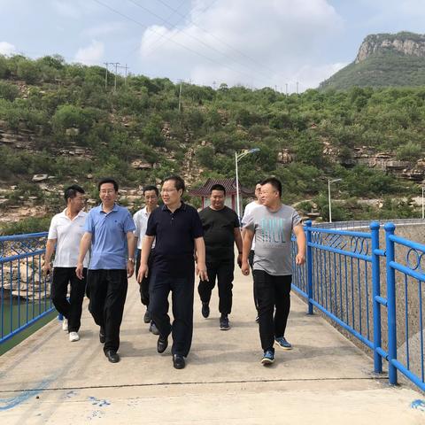 梁考绩巡查沙洺水库上下游河道河湖长责任制、防汛抗旱工作