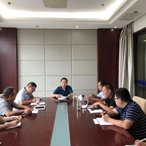 梁考绩围绕《旅发总体方案》针对当前重点任务进行安排部署