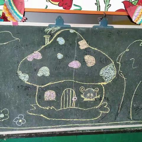 开学第一次绘画课，孩子们好兴奋！