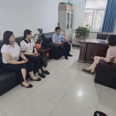 “万千行动”进乡村 挥洒青春与热血