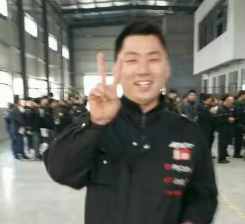 阿波罗2018年关爱企业一线员工、真情上门送健康