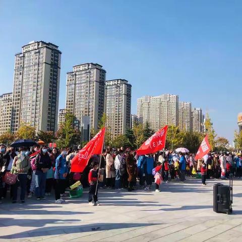 泗洪县格林童话园  文化城幼儿园 “博物以明志，听历以展见识，看展以阔眼界，我们在秋天”主题活动。