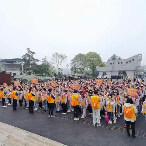 湘乡市东方红学校268班“传承红色基因 体验农耕生活”研学实践活动