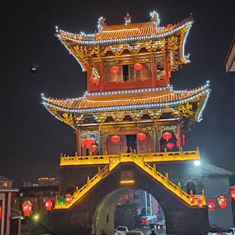 小城的节日之夜