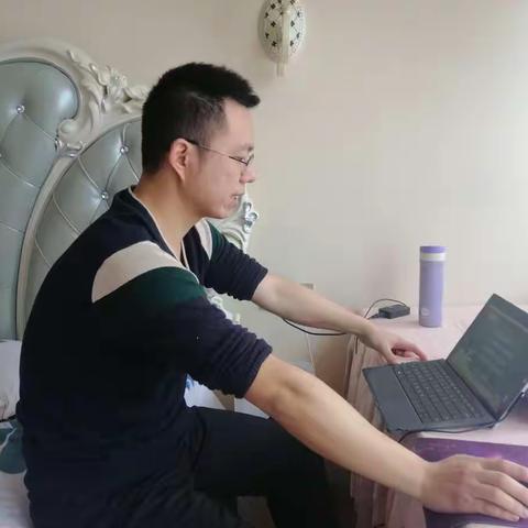 责任与担当—南高初一（3）班线上主题德育课剪影