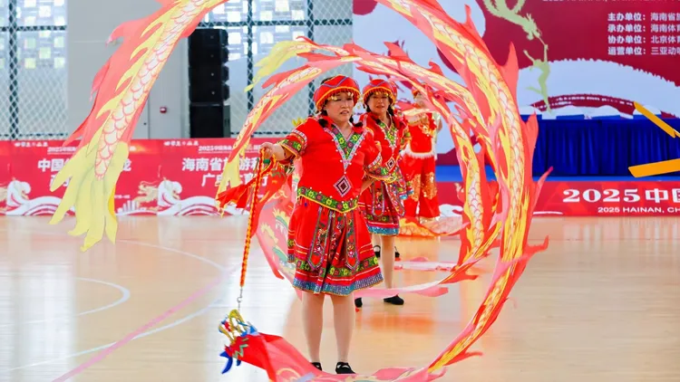 益束光宜昌三峡满江红龙狮队闪耀海南国际赛场荣获双奖(图15) 益束光宜昌三峡满江红龙狮队闪耀海南国际赛场荣获双奖(图15)