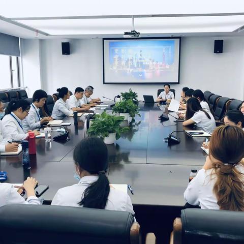 服务专员集体“充电”，助力海外人才“扎根”普陀