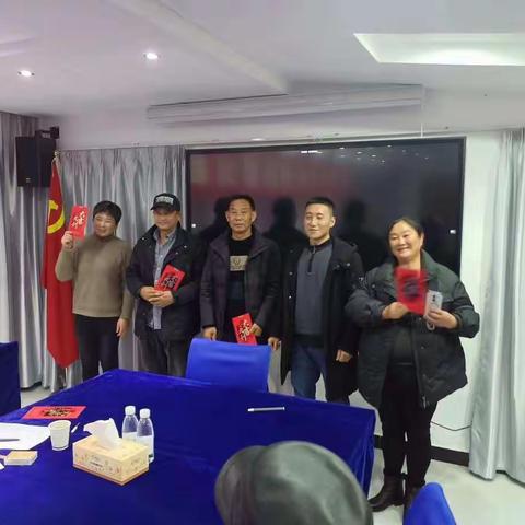 【十堰基地春耕行动-房县片区】组甲围夜帐，彩旗看春耕