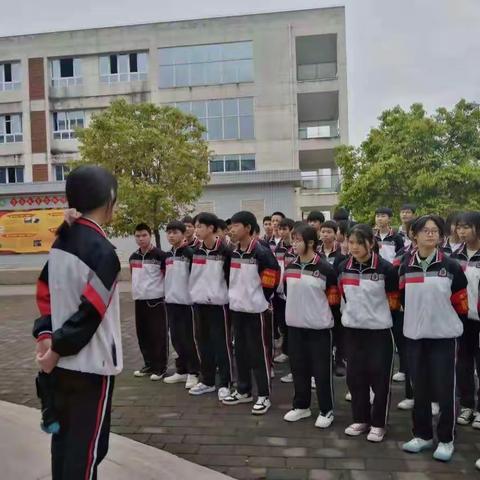 行德育实践，展职教风采