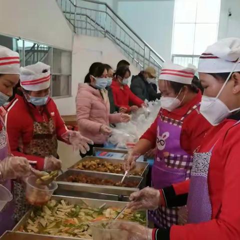 致敬！默默无闻的抗疫人——百色市右江区第六初级中学集中隔离点食堂工作纪实