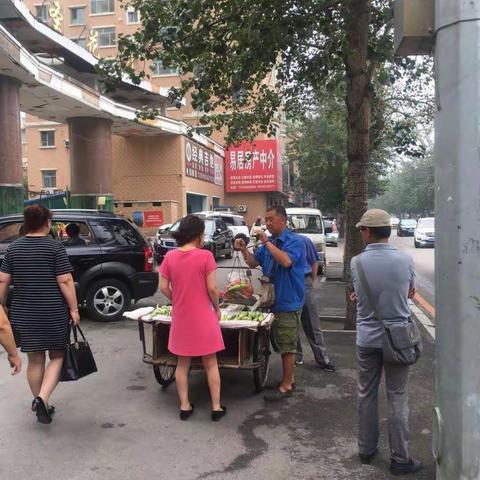 【苏区创卫】执法局解放二勤务区清理沿街晾晒、占道牌匾、流动商贩