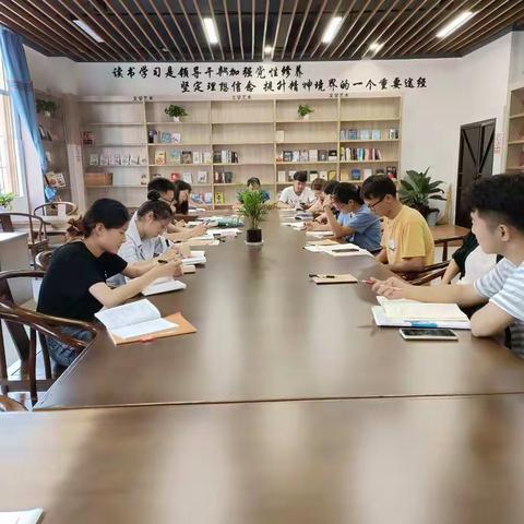 团结进取，以老带新––高中英语教研组活动分享