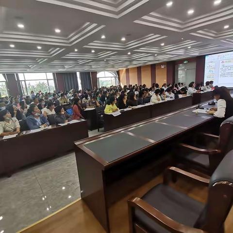 东安各庄镇七人普工作小记之六——着力提升“两员”业务水平，高质高效推进普查摸底工作