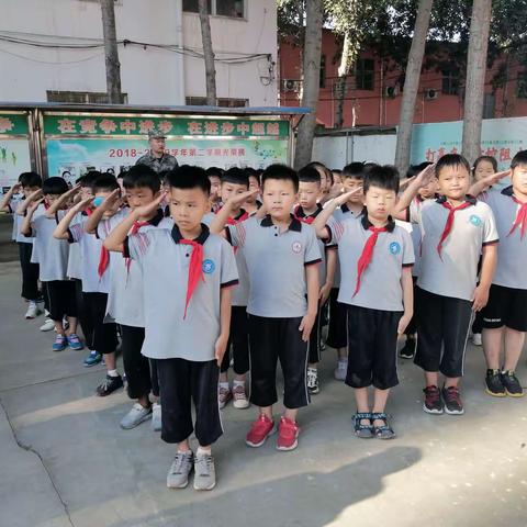西郭庄小学逐梦班开学第一周军训实录