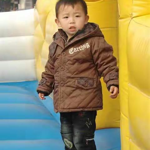 仝宇翔的成长相册