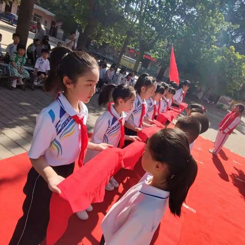 “喜迎二十大  争做新时代的好队员 ”代张杨小学接收接队员暨艺术节文艺演出