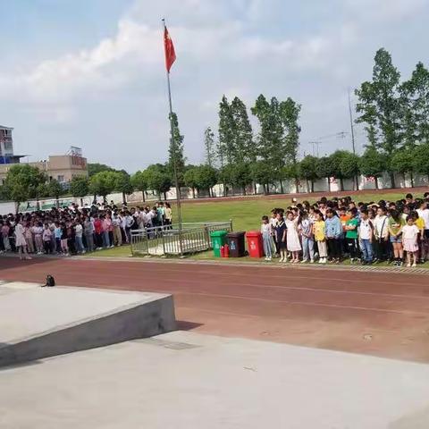 心系安全 警钟长鸣——红庙镇中心小学消防安全演练活动