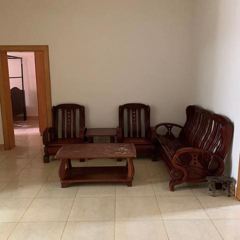 🌟🌟读眉师附小、苏祠中学、建华小区简单装修3/2/1户型、带大阳台3楼、可以停车、产权118、诚心出售29.8万、