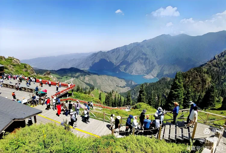 新疆天山天池玛雅山索道